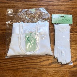 NWT Girls Purse and gloves white nylon
